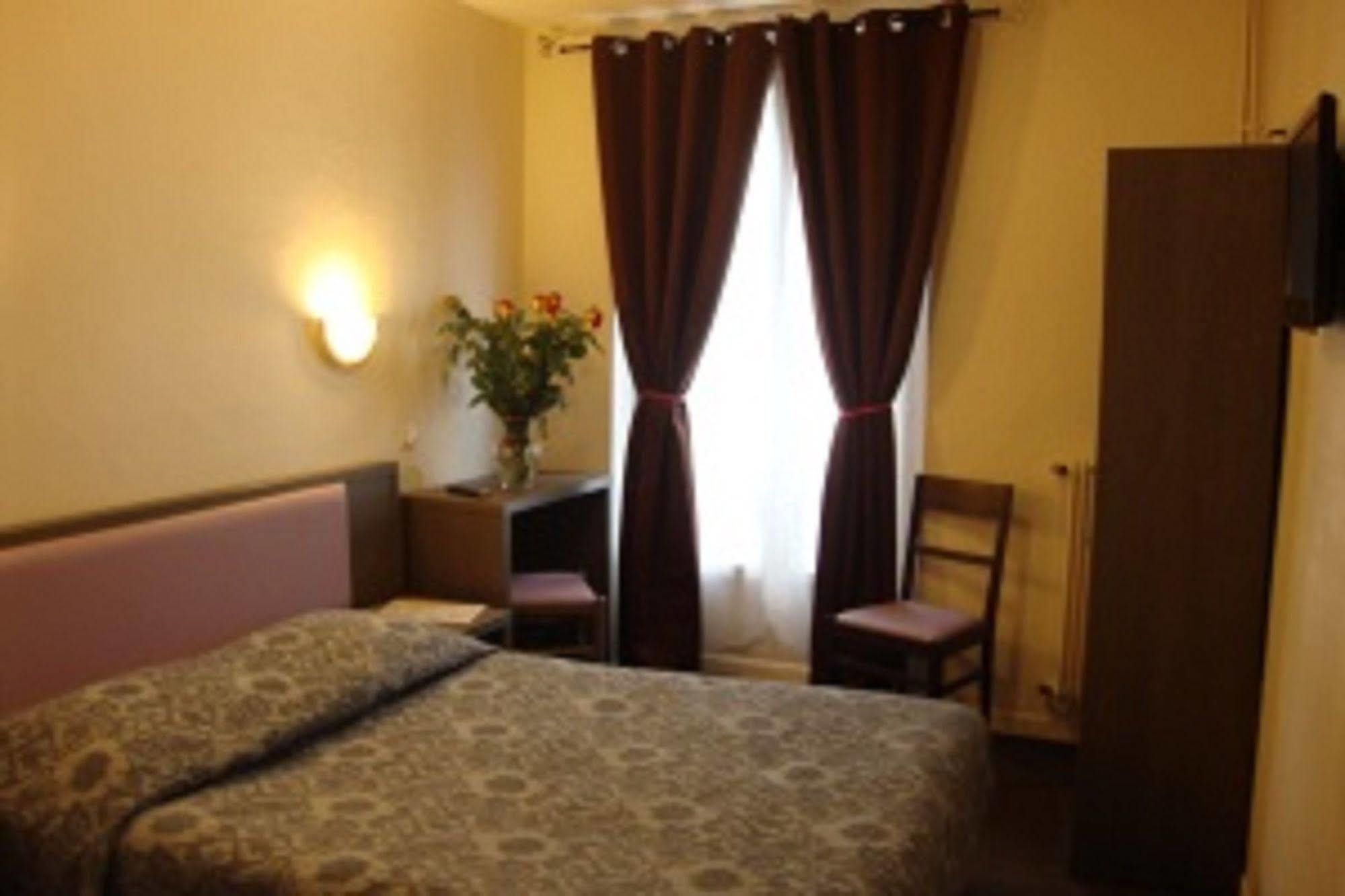 Hotel De Belfort Paris Eksteriør bilde